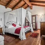 Villa Tania *