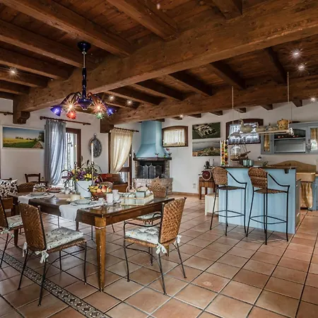 Villa Tania *