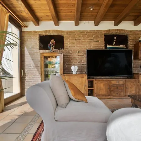 Villa Tania *