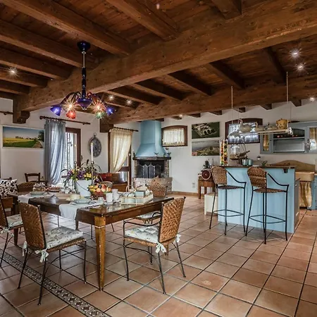 Villa Tania *